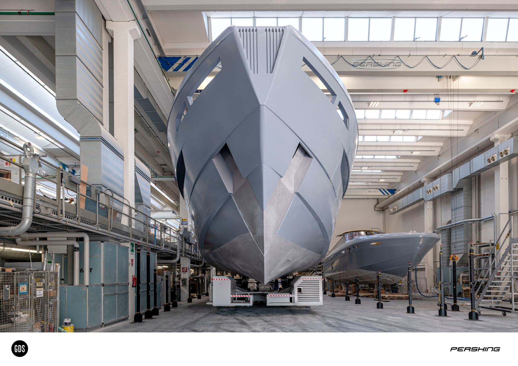 Foto COMMERCIAL   PERSHING