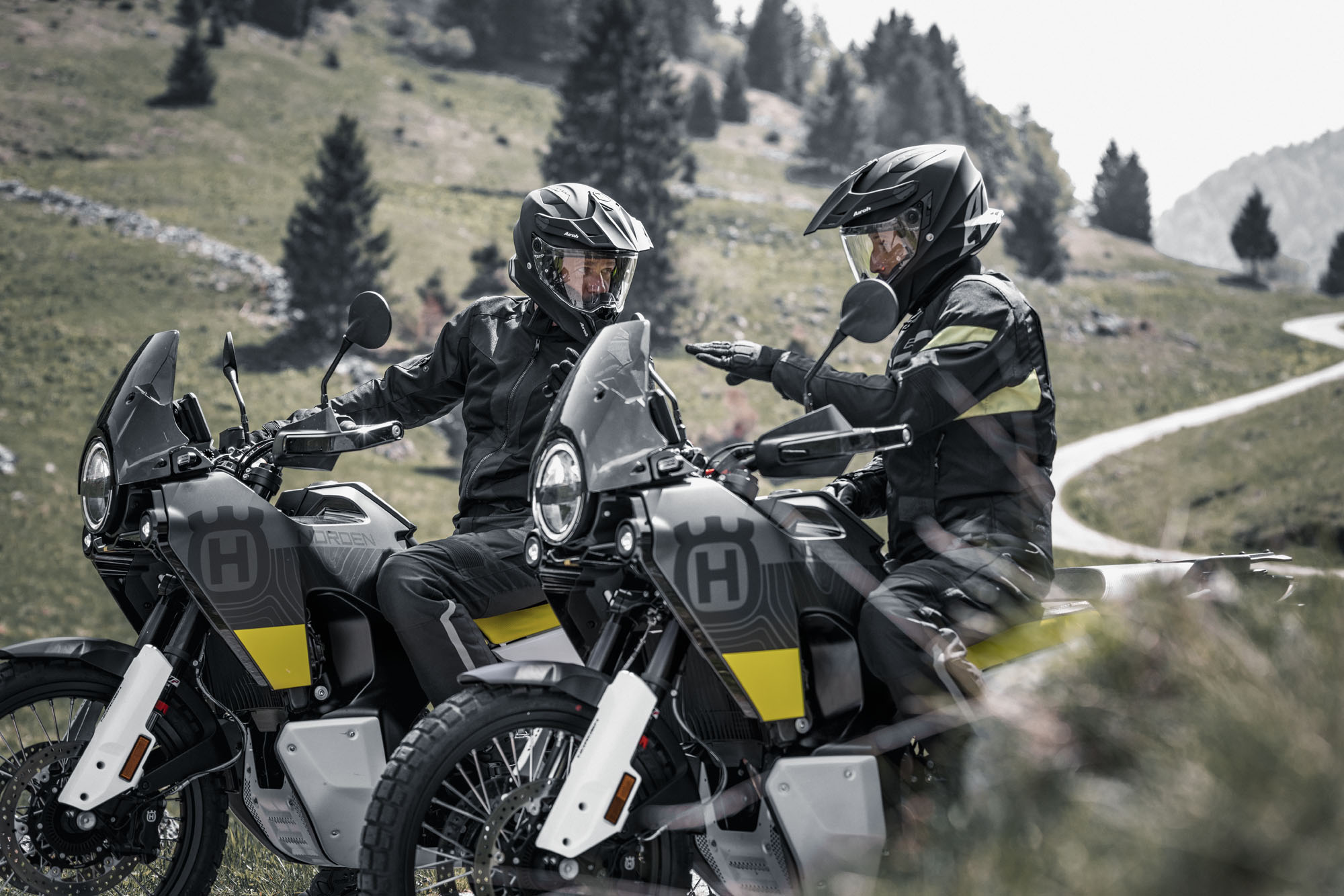 Foto COMMERCIAL Cima Grappa Sentiero delle Meatte Axo